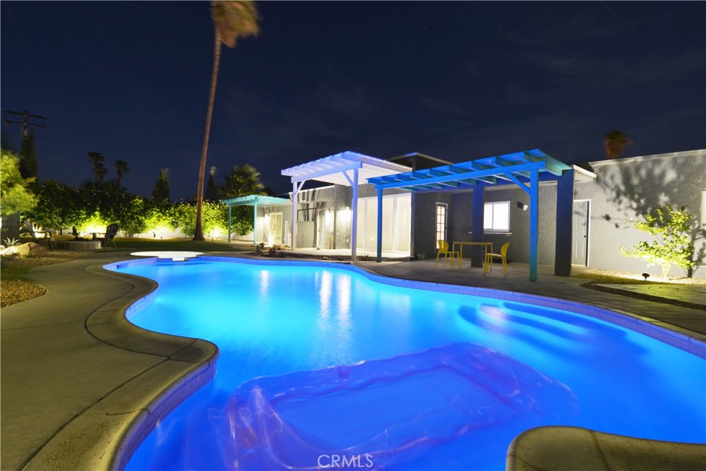 2375 North San Antonio Road Palm Springs, CA 92262 - Photo 6 of 36 a view of a swimming pool with an outdoor space