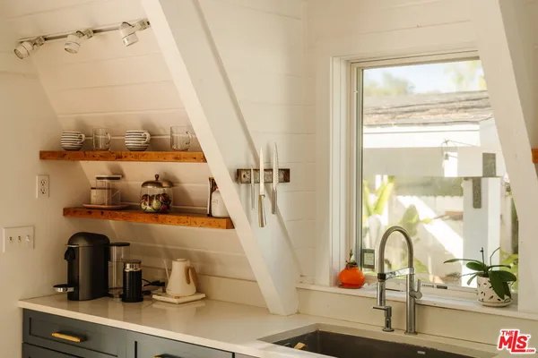 $1,550,000 | Undisclosed Address, Topanga, CA 90290