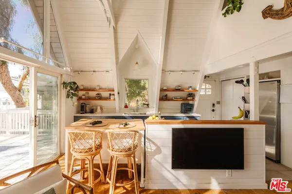 $1,550,000 | Undisclosed Address, Topanga, CA 90290