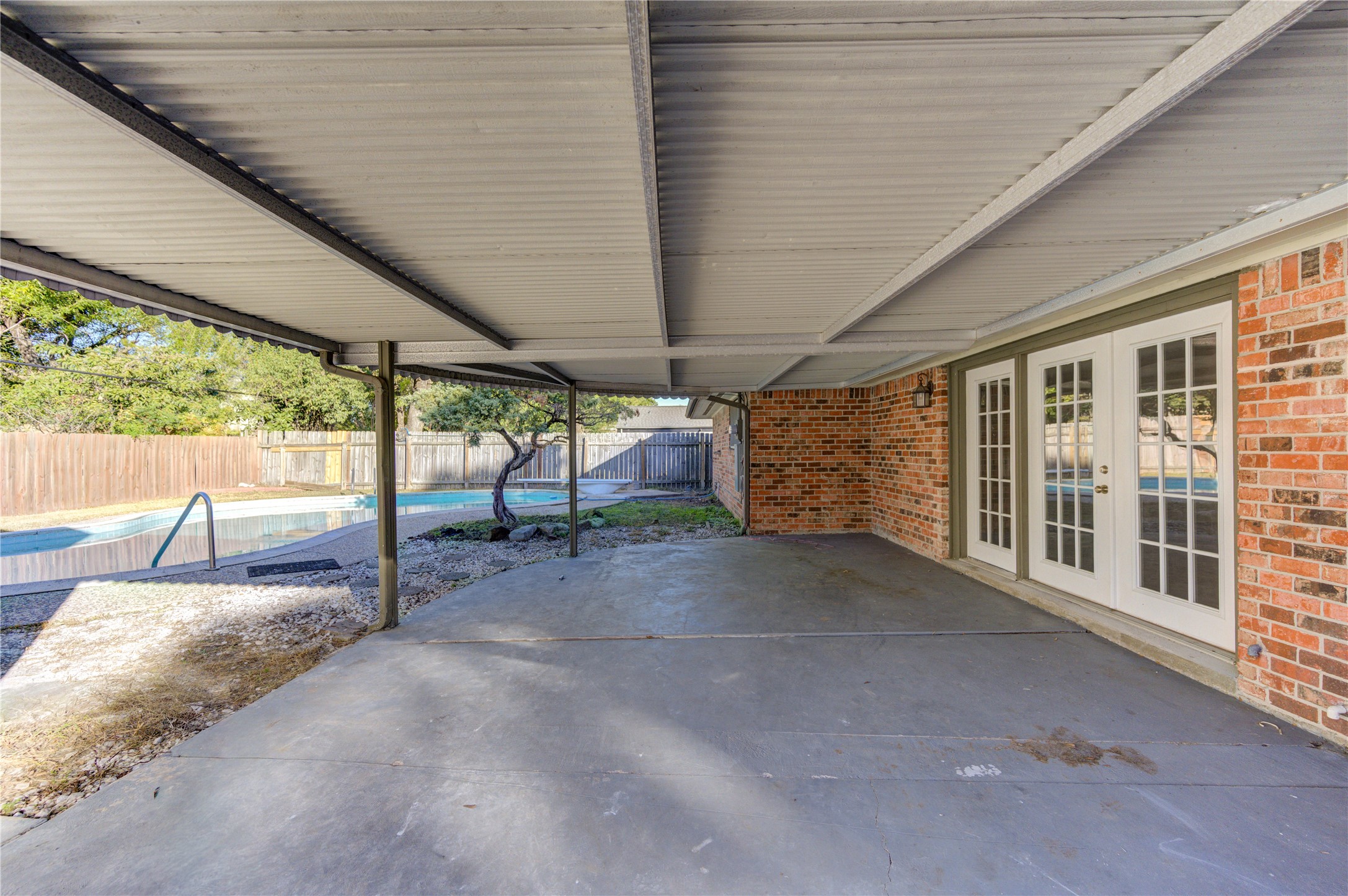8826 Rowan Lane Houston, TX 77036 - Photo 24 of 26 a view of outdoor space and porch