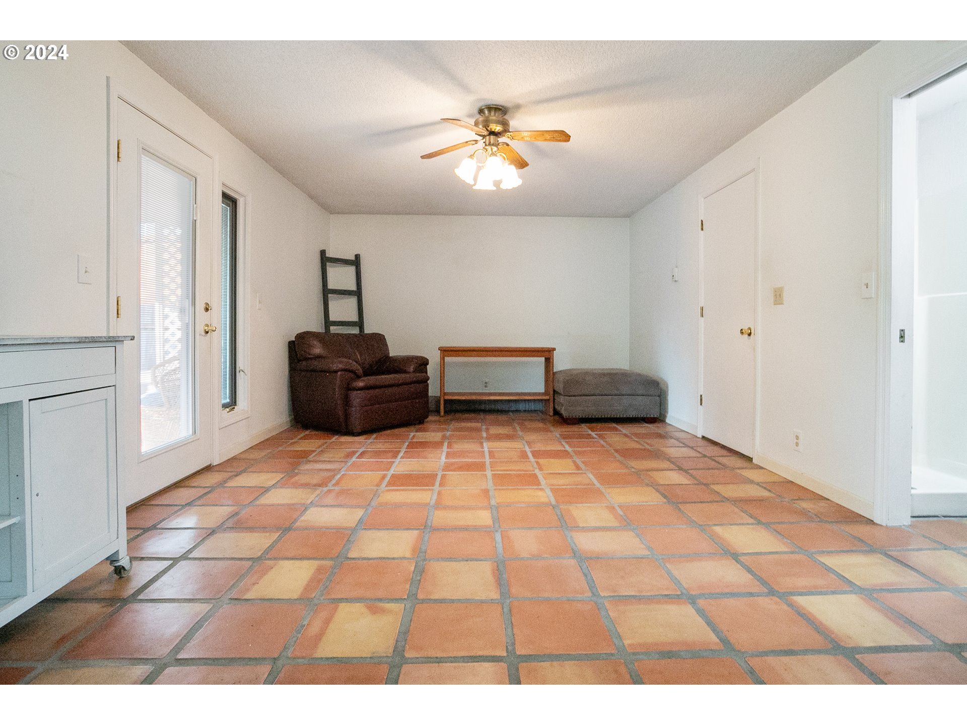 374 71st Street Springfield, OR 97478 - Photo 12 of 41 Gallery Image 12