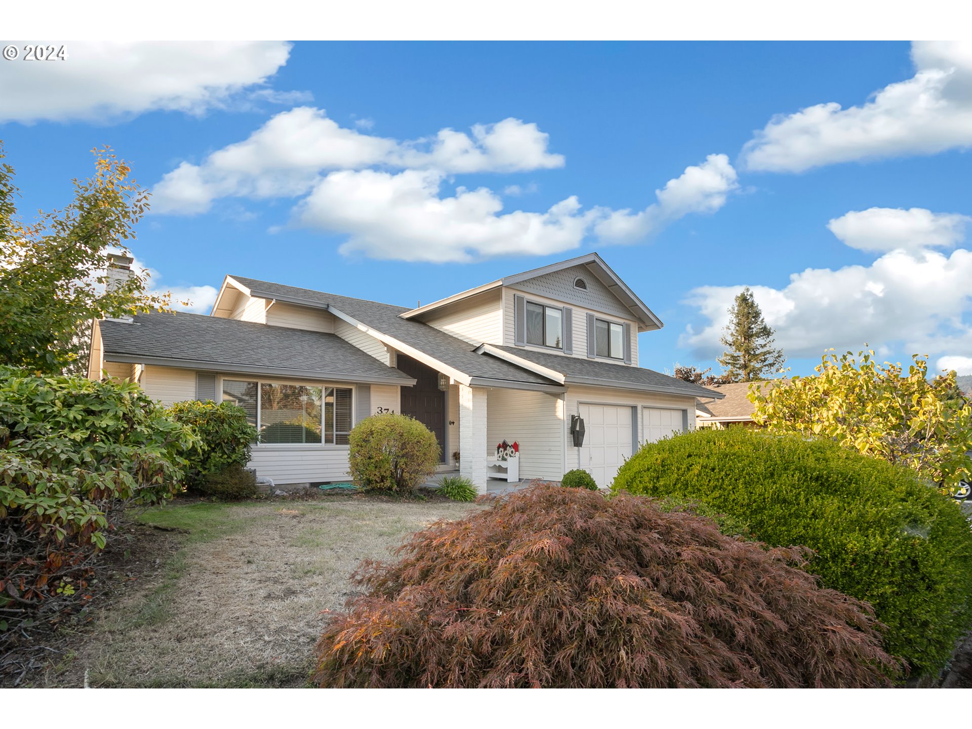 374 71st Street Springfield, OR 97478 - Photo 3 of 41 Gallery Image 3