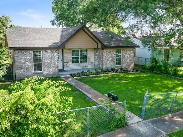 $2,200 | 10124 Shayna Drive, Dallas, TX 75217