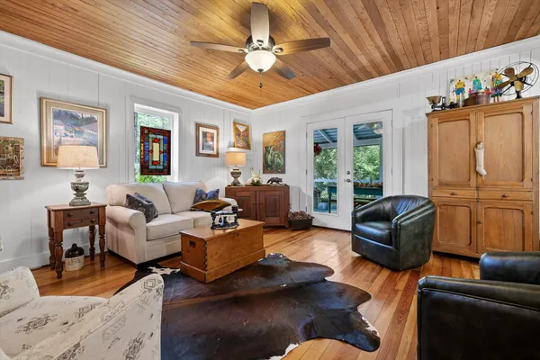 $529,000 | 592 Cutler Avenue, Mentone, AL 35984