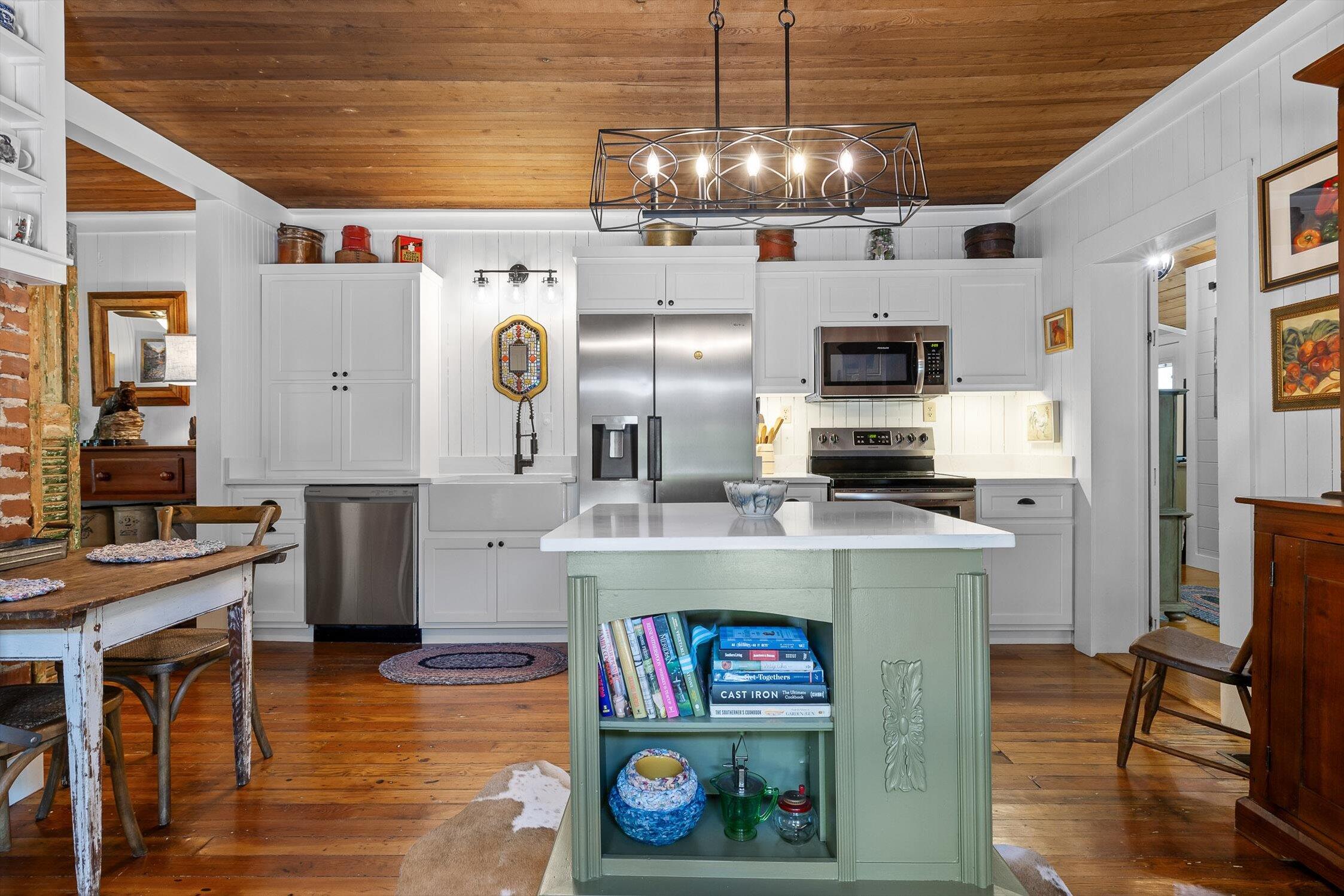 592 Cutler Avenue Mentone, AL 35984 - Photo 23 of 63 20-Cutler-19