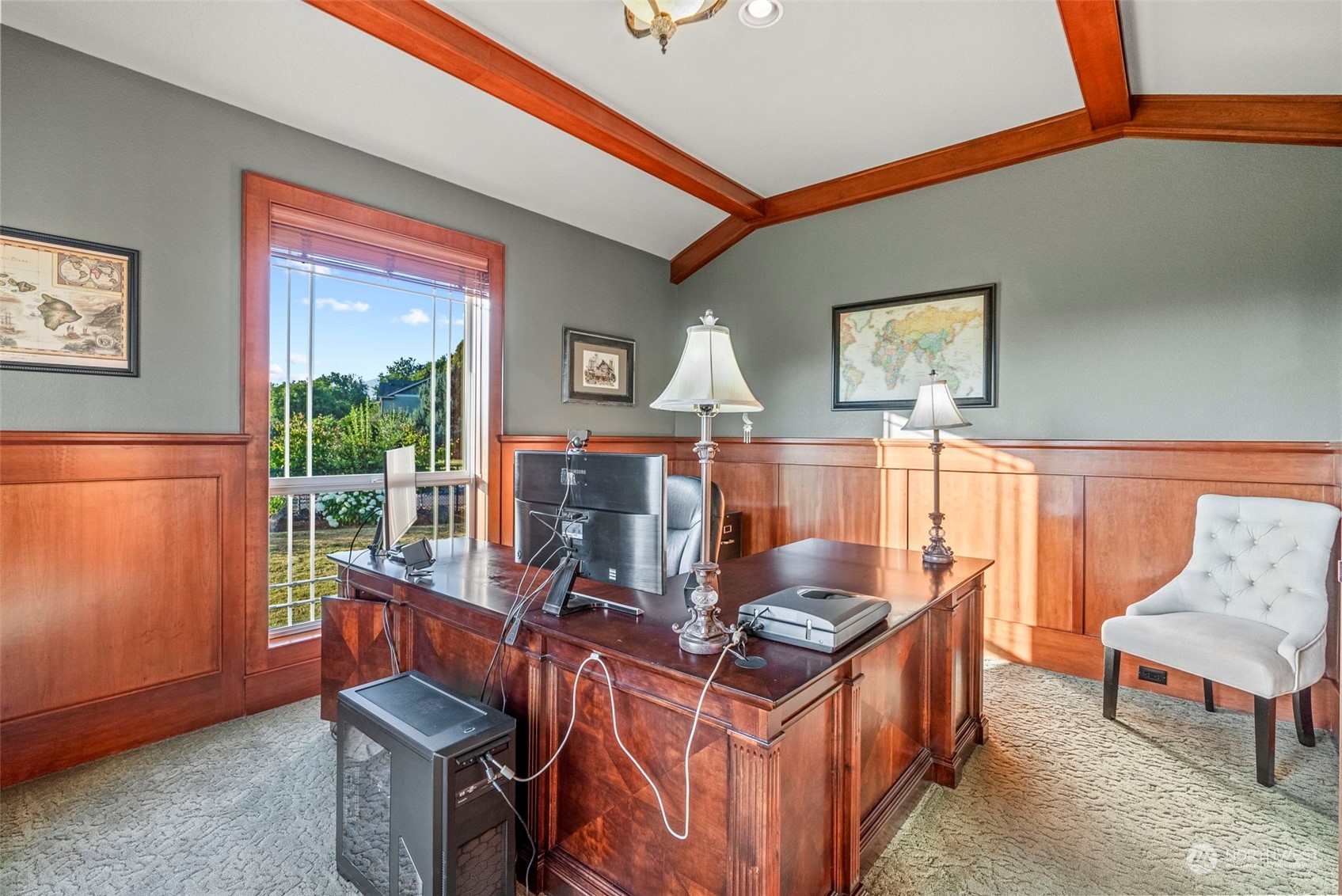 19501 Northwest Krieger Road Ridgefield, WA 98642 - Photo 13 of 38 a kitchen with stainless steel appliances granite countertop a stove a refrigerator and a dining table