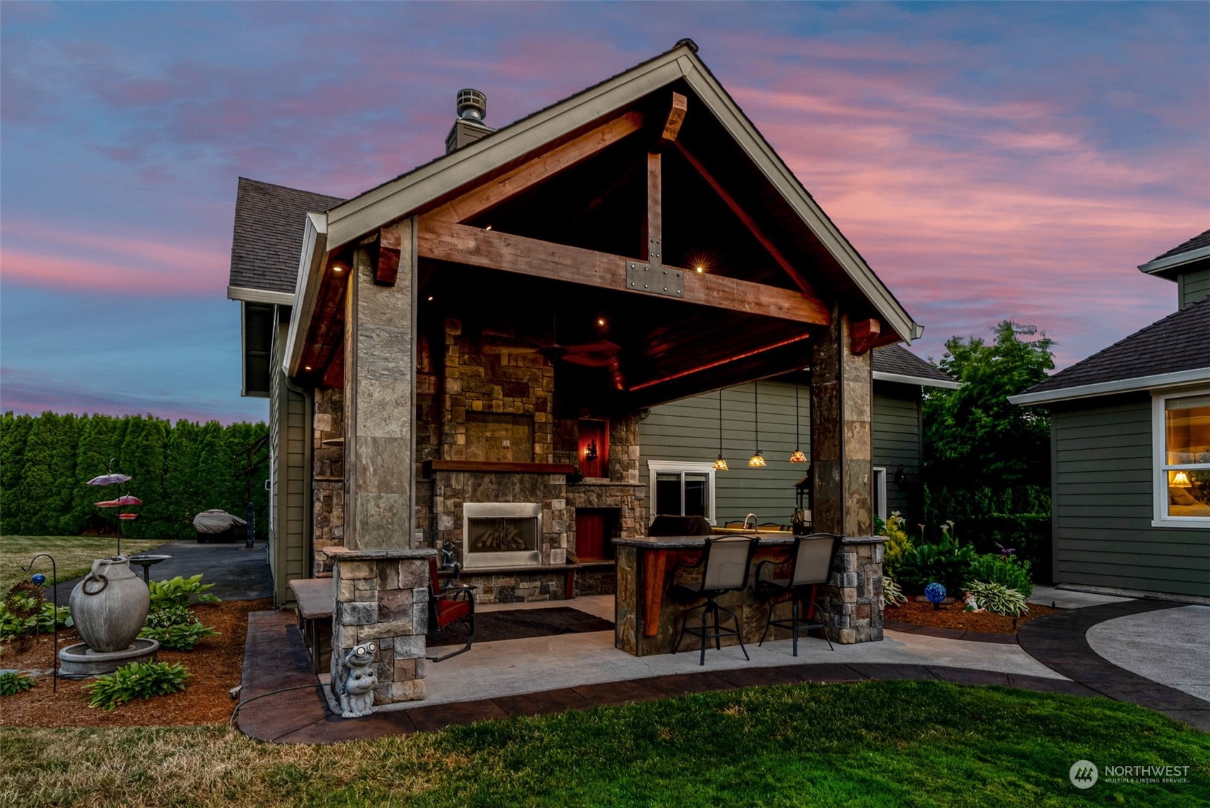 19501 Northwest Krieger Road Ridgefield, WA 98642 - Photo 33 of 38 a view of sitting area with furniture and garden