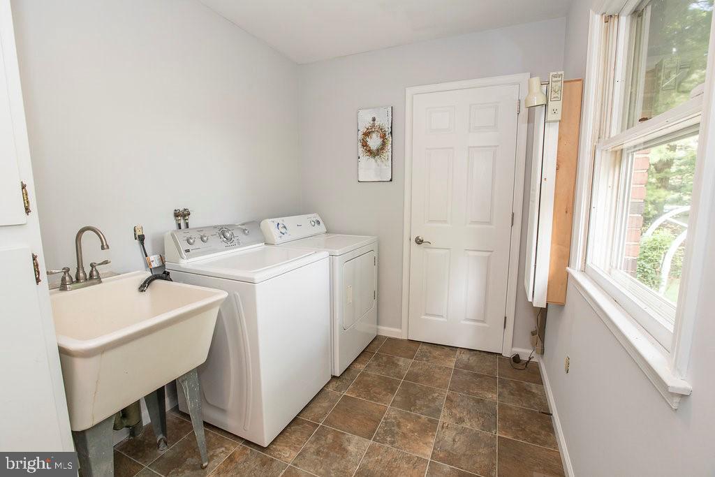 1314 Old Mill Road Reading, PA 19610 - Photo 18 of 37 Gallery Image 18