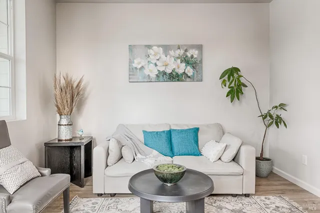 $584,000 | 1964 Las Ventanas Drive, Santa Rosa, CA 95407