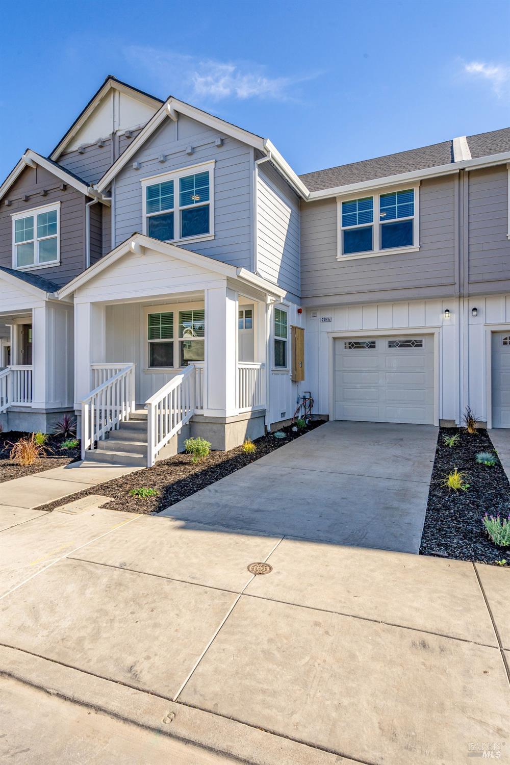 1964 Las Ventanas Drive Santa Rosa, CA 95407 - Photo 3 of 38