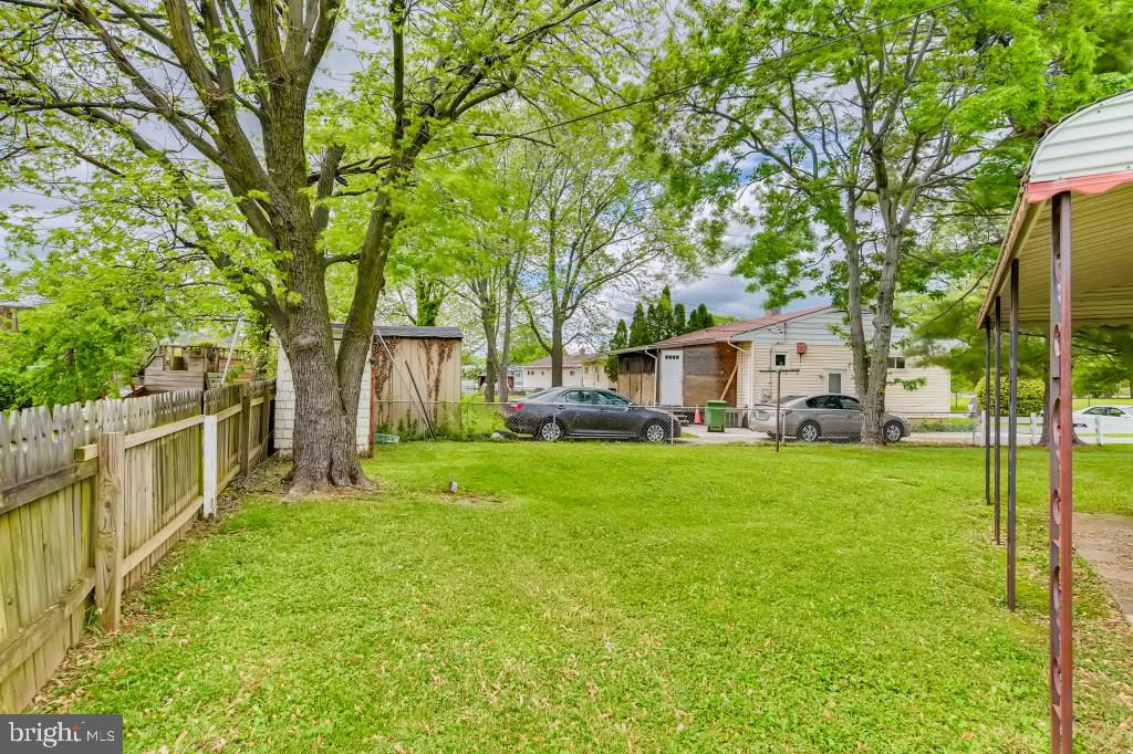 6308 Tramore Road Baltimore, MD 21214 - Photo 5 of 22 Level Back Yard