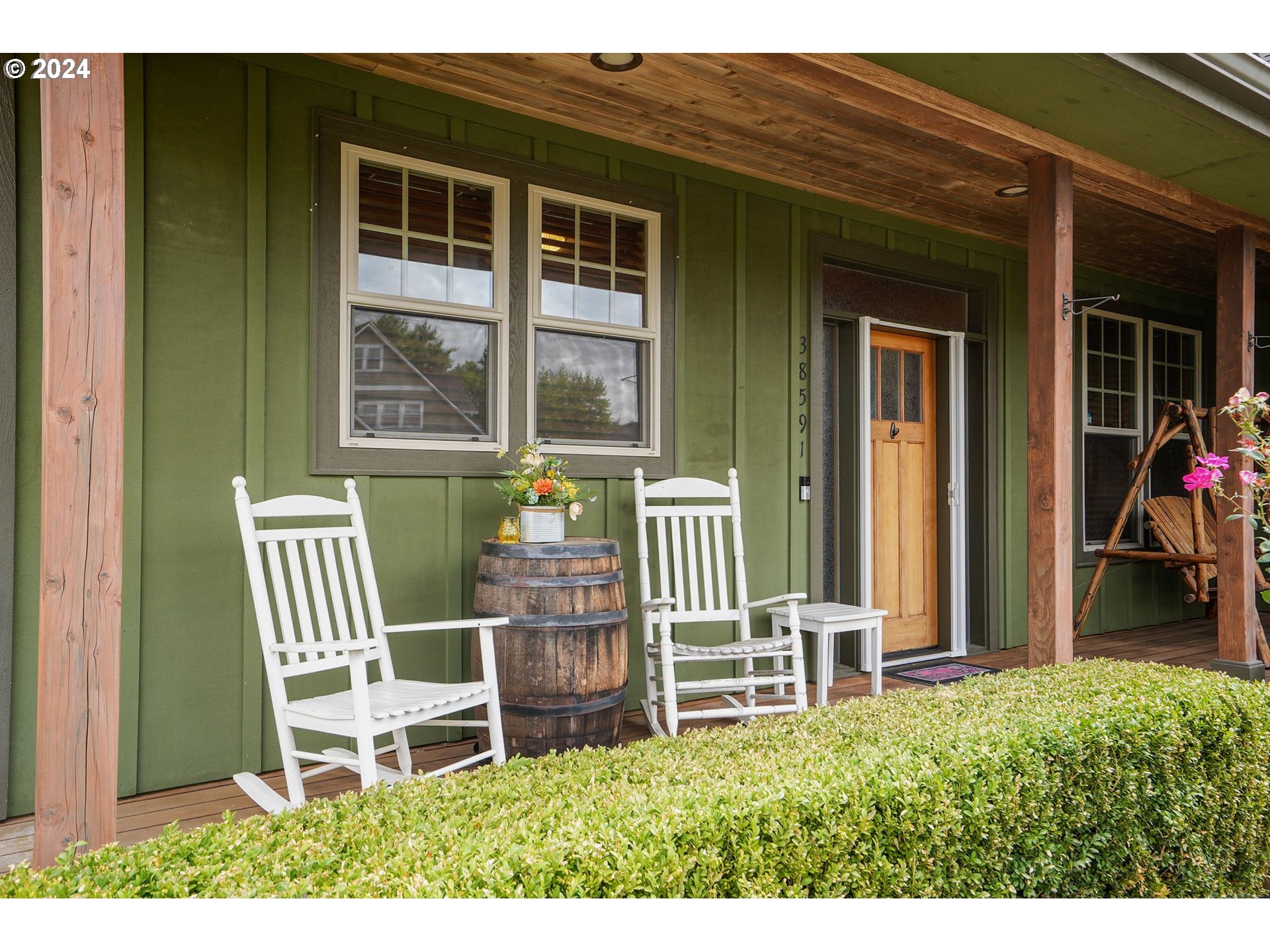 38591 Filbert Street Scio, OR 97374 - Photo 2 of 48 Gallery Image 2