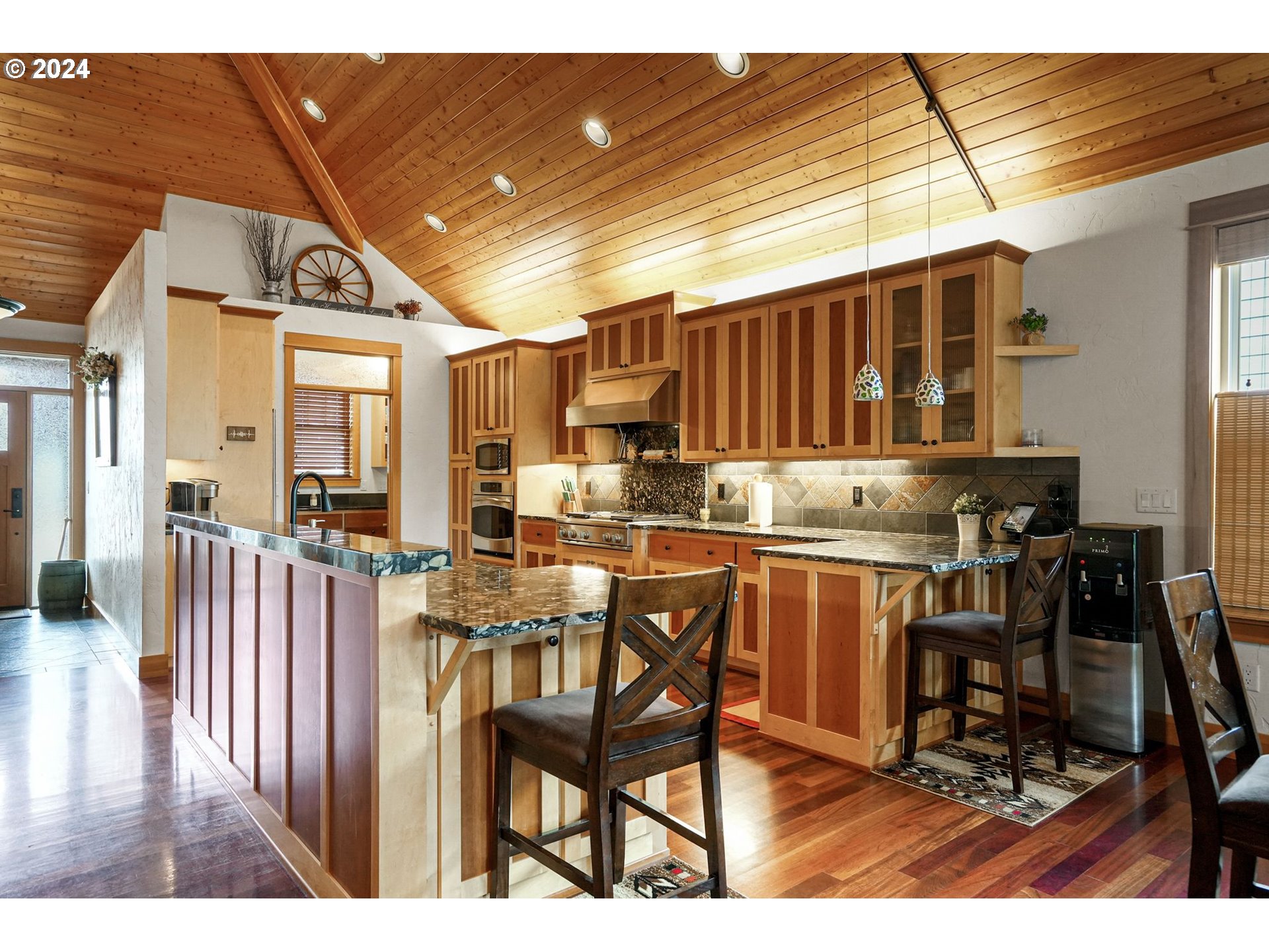 38591 Filbert Street Scio, OR 97374 - Photo 5 of 48 Gallery Image 5