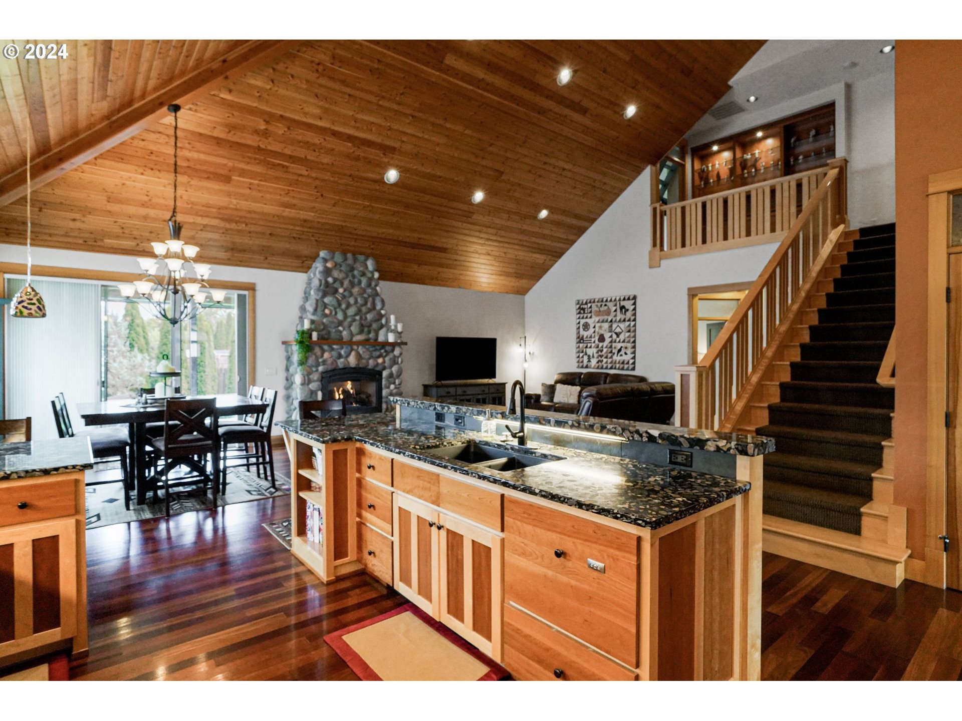 38591 Filbert Street Scio, OR 97374 - Photo 9 of 48 Gallery Image 9