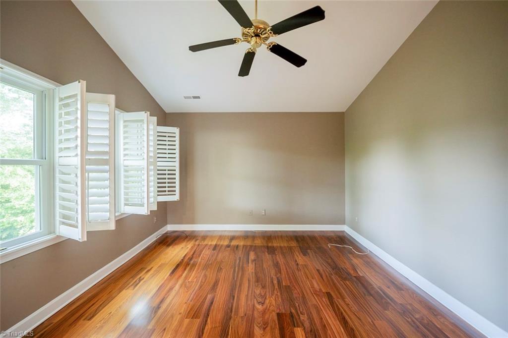 3501 Shaker Drive Greensboro, NC 27410 - Photo 13 of 21