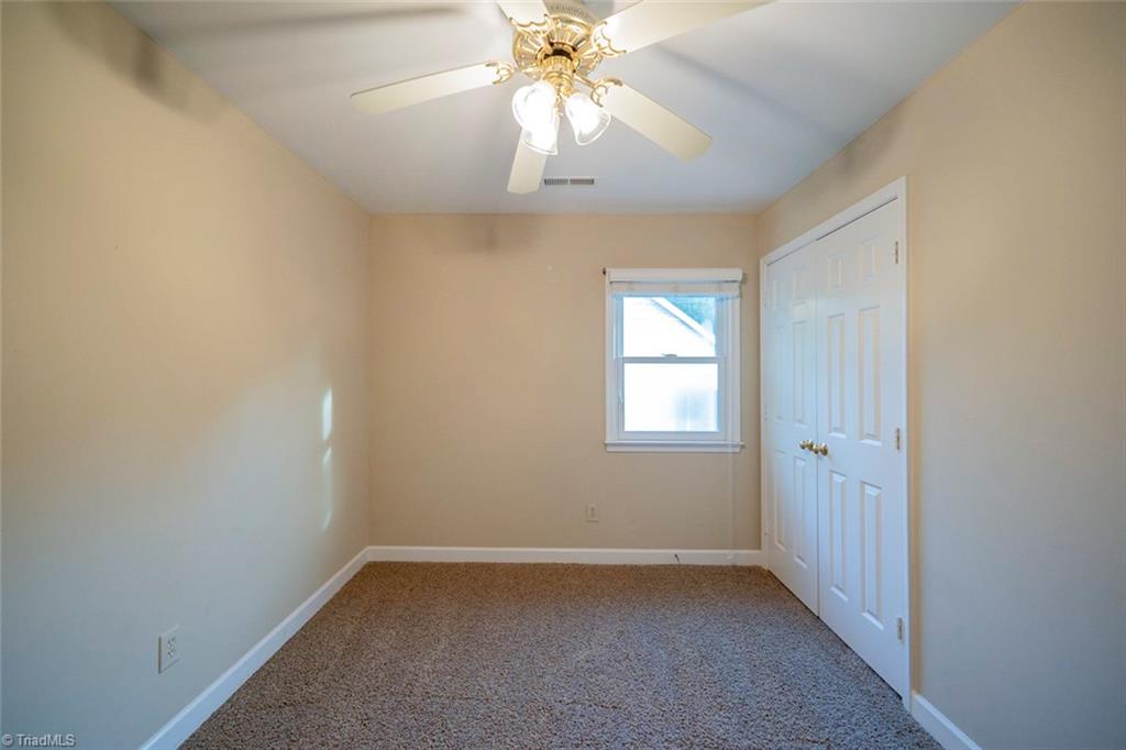 3501 Shaker Drive Greensboro, NC 27410 - Photo 14 of 21