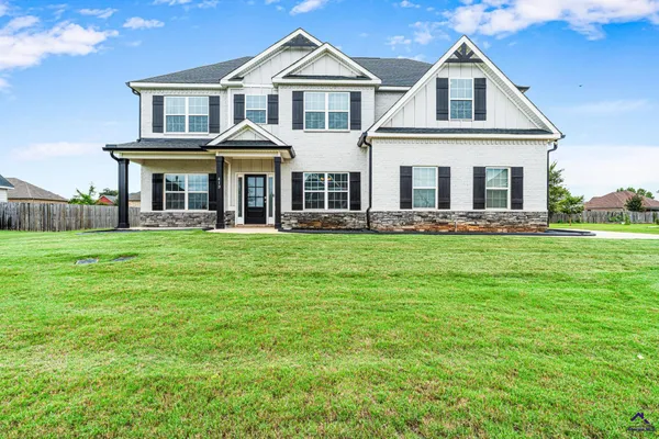 $474,500 | 413 Cambrian Drive, Kathleen, GA 31047