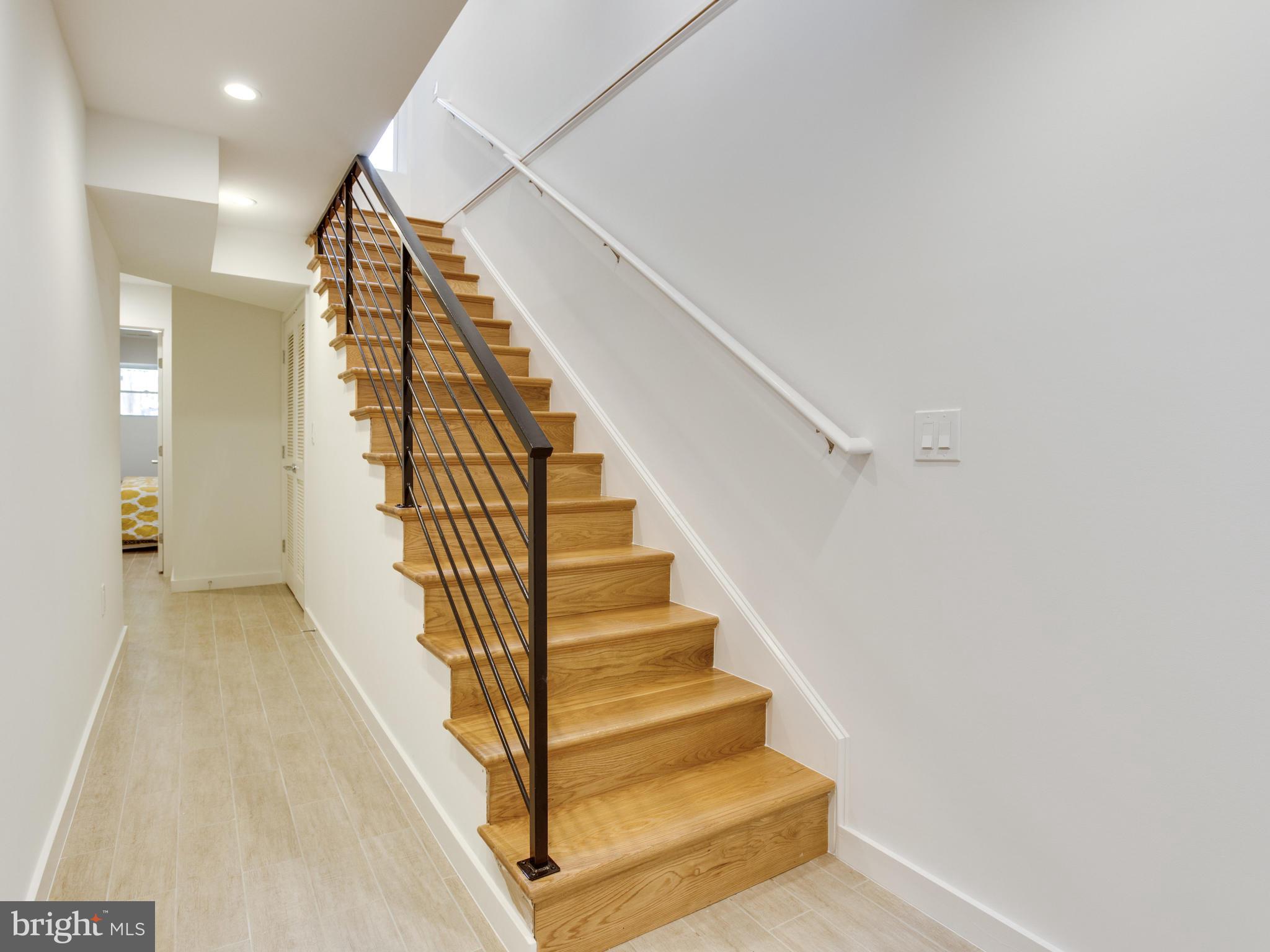 59 Randolph Place Northwest, Unit 1 Washington, DC 20001 - Photo 16 of 23 Hallway