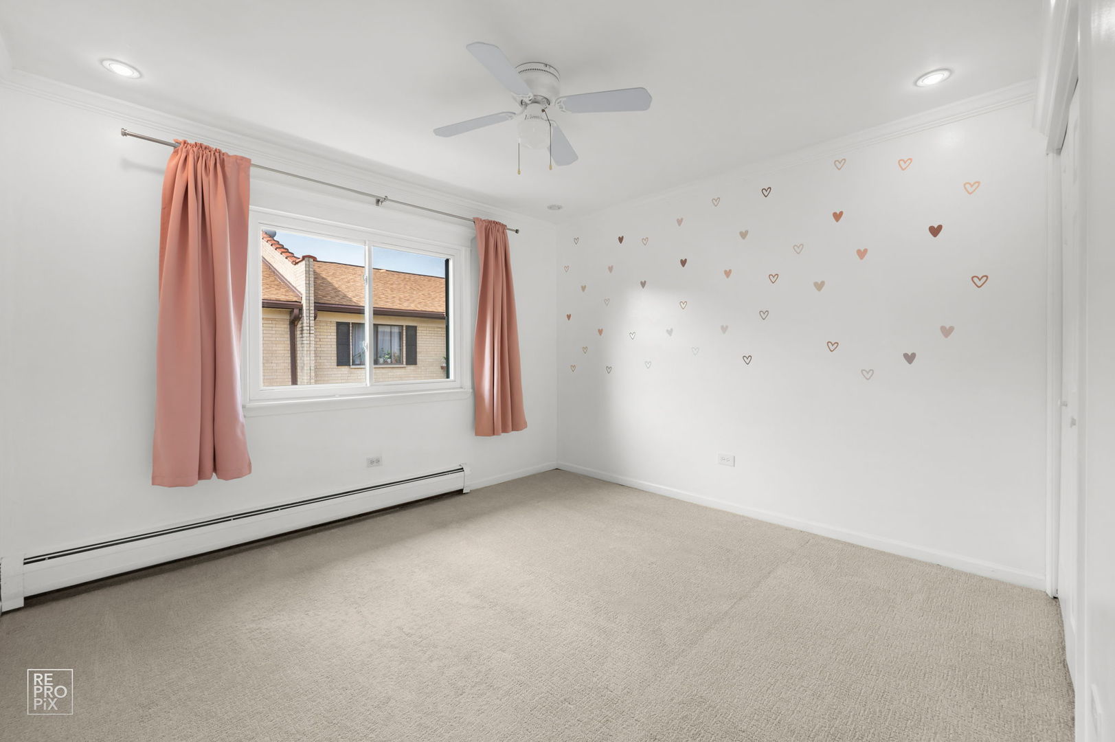 5151 North East River Road, Unit 331D Chicago, IL 60656 - Photo 5 of 10