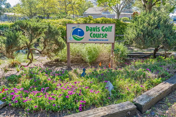 $1,399,500 | 39604 Primrose Place, Davis, CA 95616
