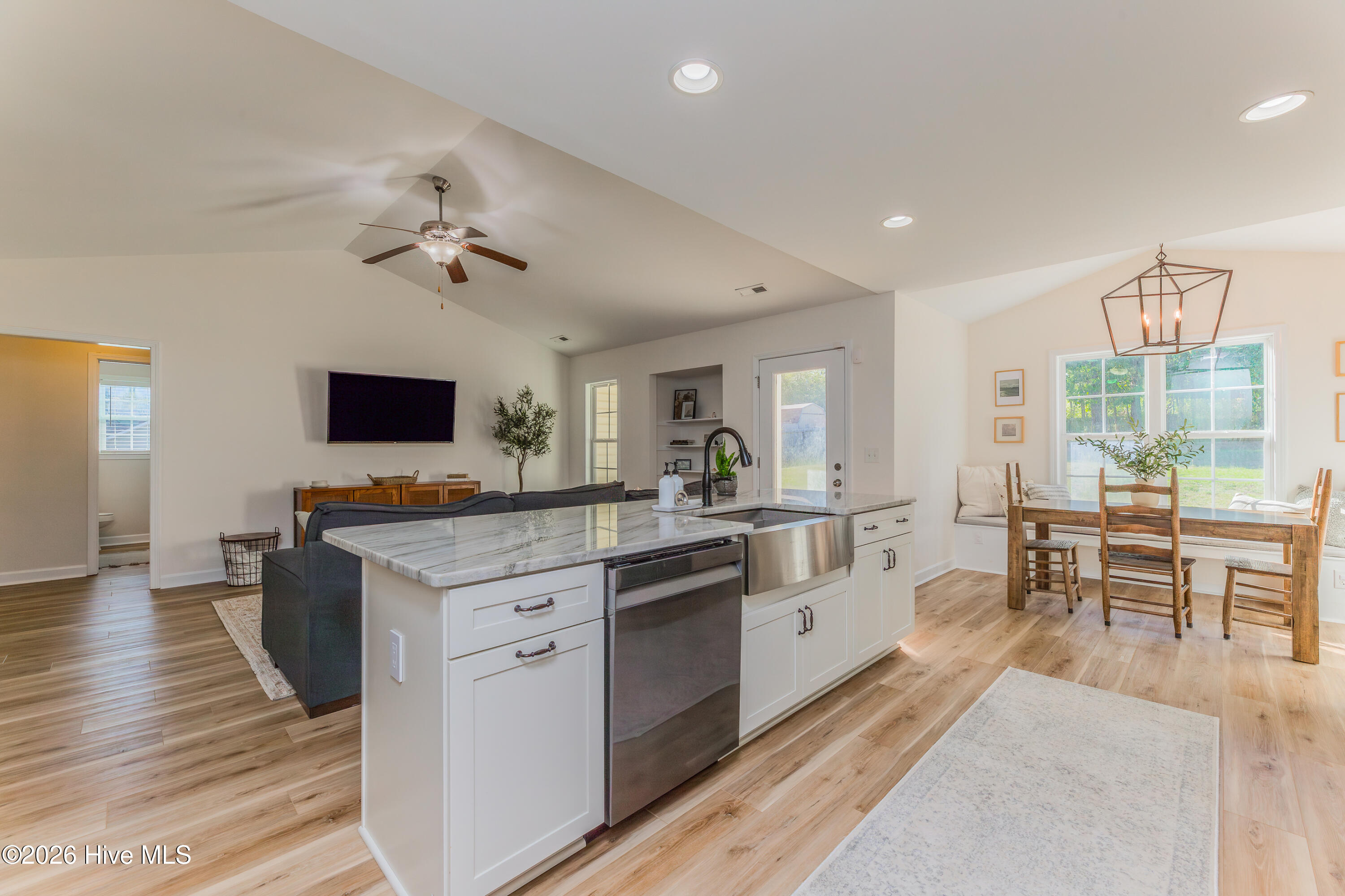 452 Hardison Road Holly Ridge, NC 28445 - Photo 13 of 48