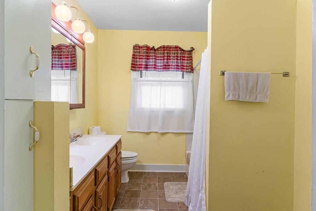 432 West High Street Wills Point, TX 75169 - Photo 16 of 30