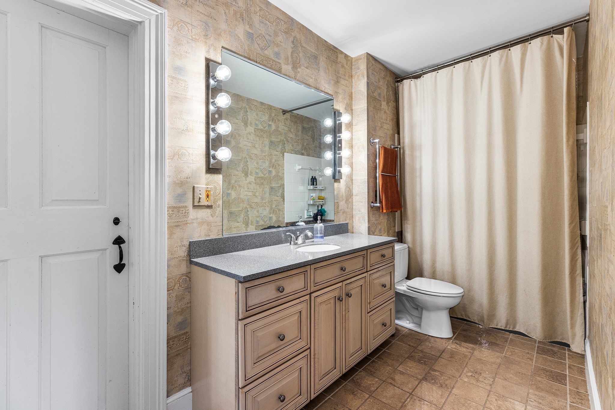 133 R Pleasant Street Woburn, MA 01801 - Photo 30 of 42 Gallery Image 30