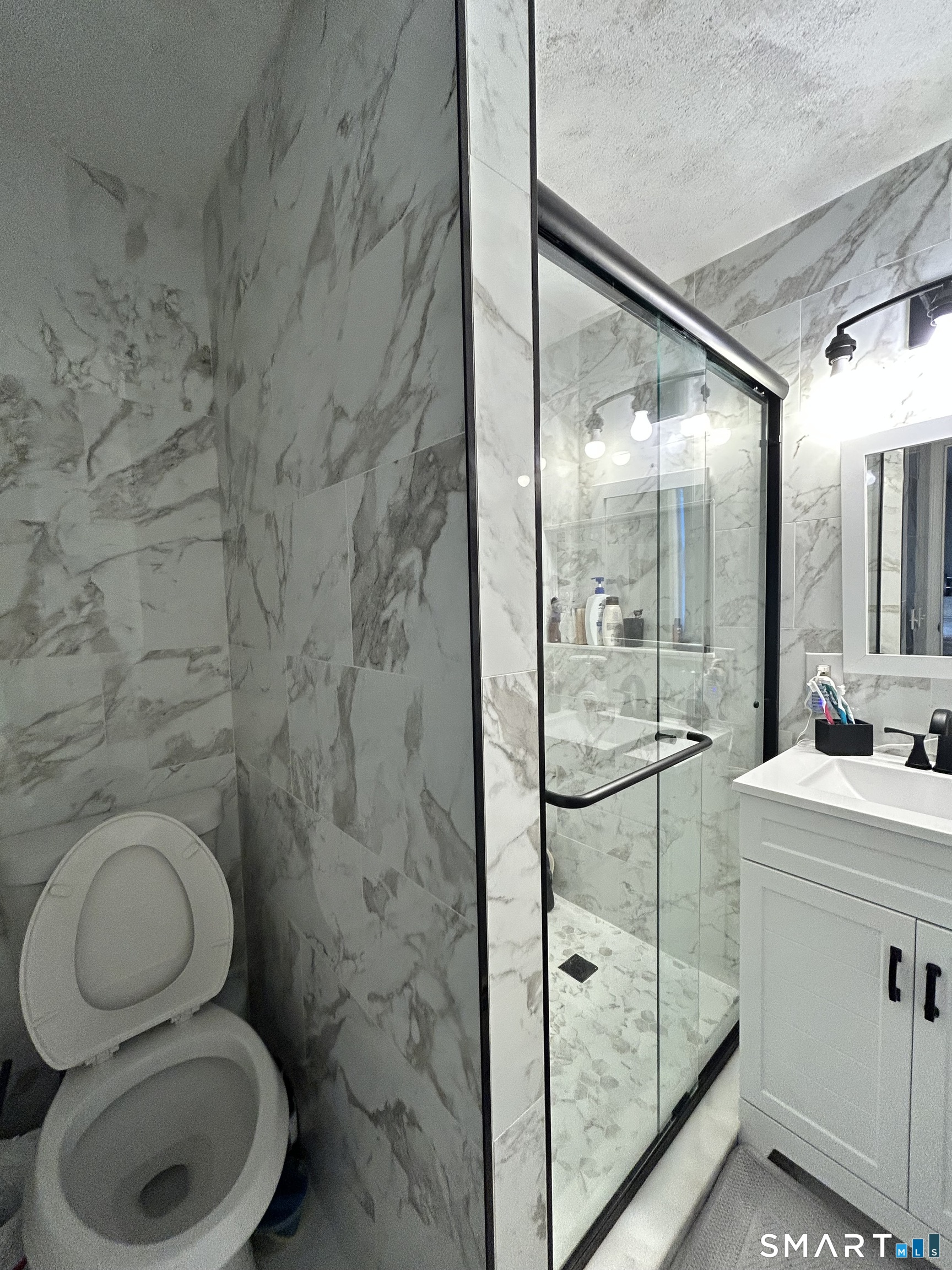 128 Rockwell Road Bethel, CT 06801 - Photo 25 of 39 Gallery Image 25