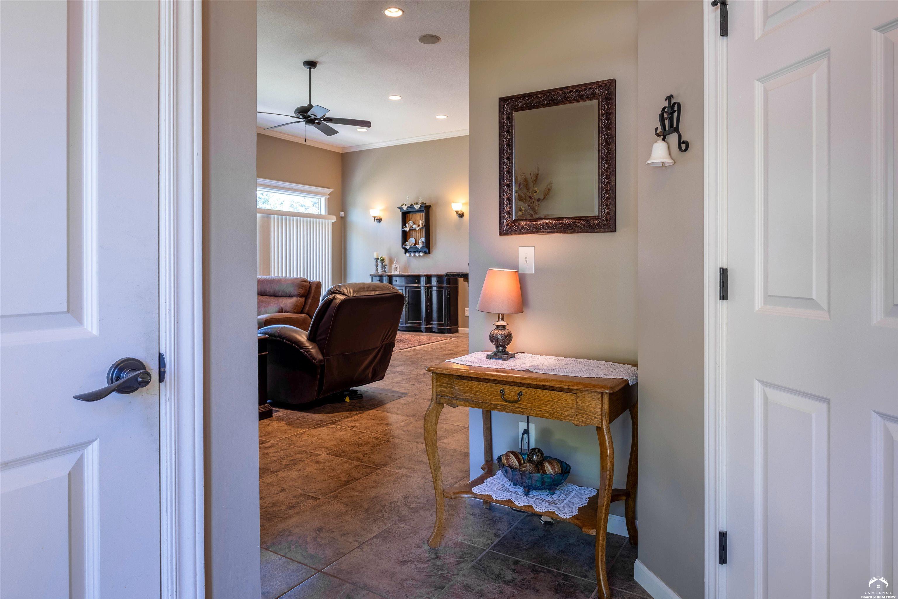 716 Coving Court Lawrence, KS 66049 - Photo 3 of 22