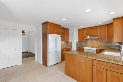 $2,599,000 | 1392 Bel Aire Road, San Mateo, CA 94402