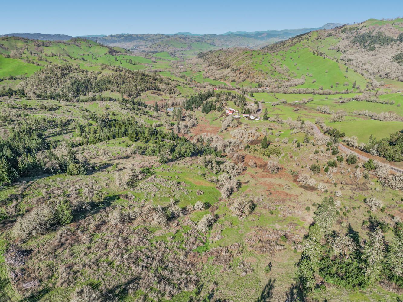 2268 Sunshine Road Roseburg, OR 97470 - Photo 24 of 34 DJI_0632