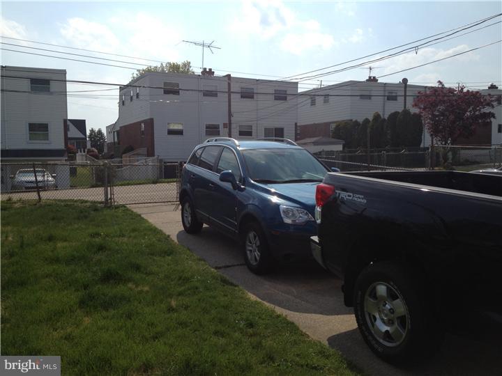 3470 Holyoke Road Philadelphia, PA 19114 - Photo 10 of 14 Gallery Image 10