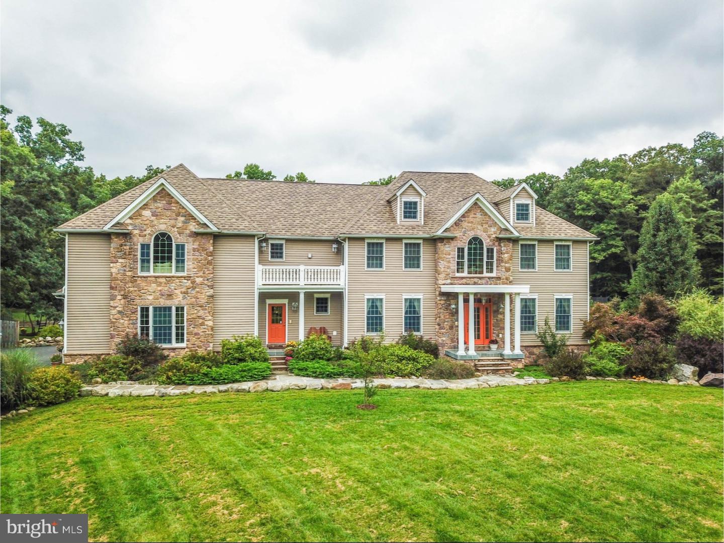 755 Quaker Plain Road Bangor, PA 18013 - Photo 3 of 25 Gallery Image 3