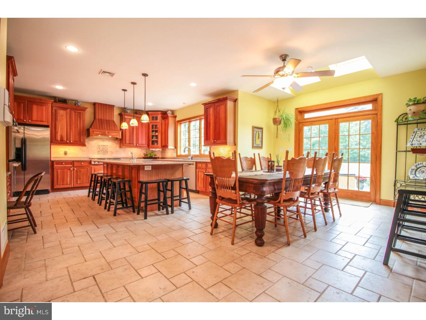 755 Quaker Plain Road Bangor, PA 18013 - Photo 7 of 25 Gallery Image 7