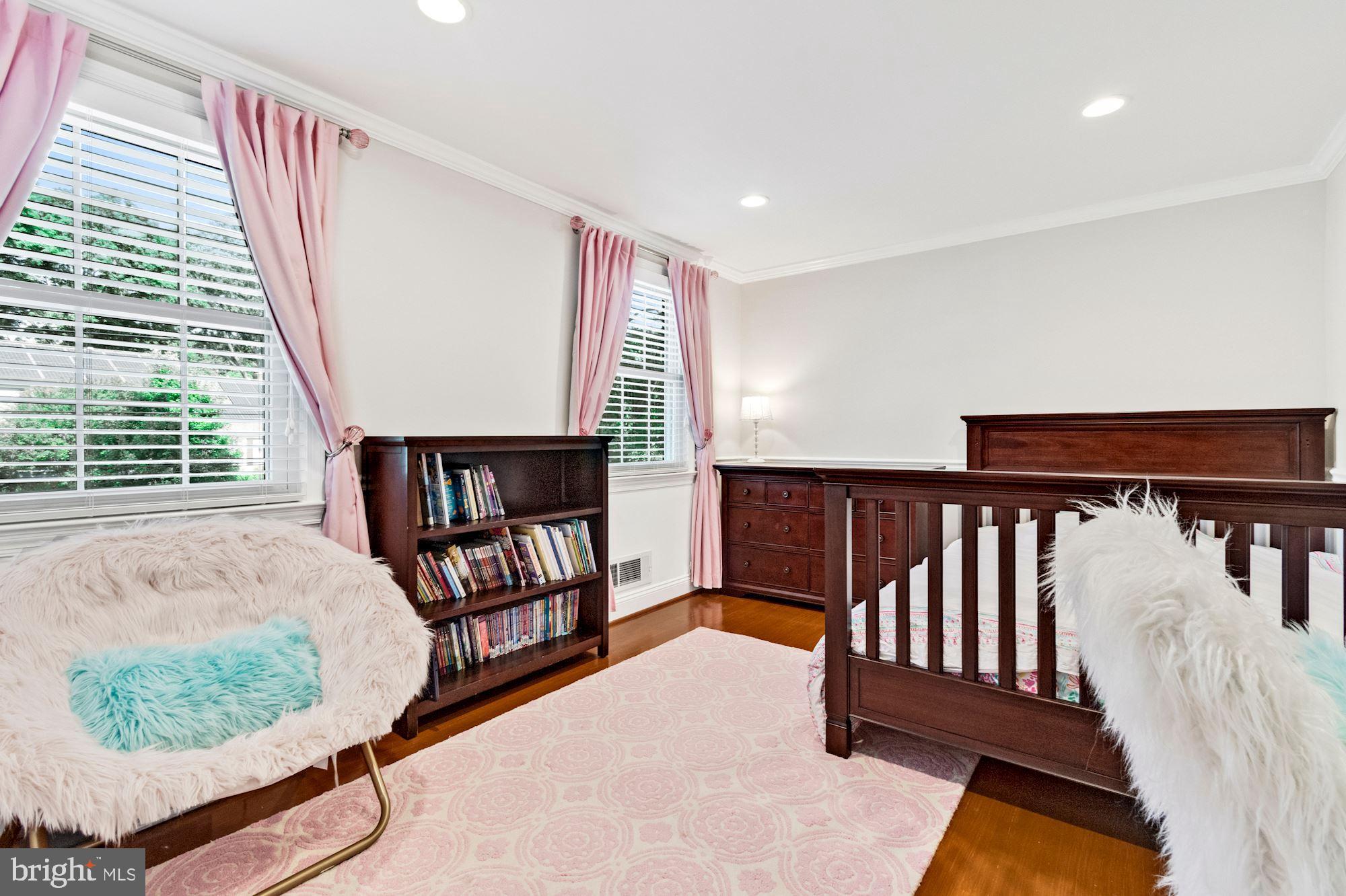 2416 Stratton Drive Potomac, MD 20854 - Photo 23 of 43