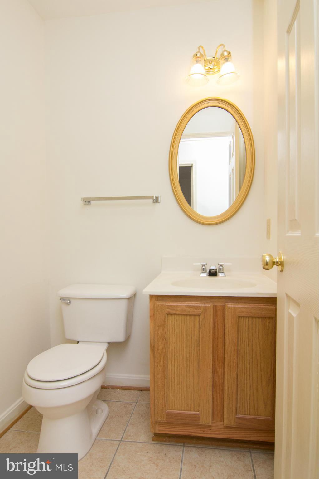 2235 Village Square Road Frederick, MD 21701 - Photo 5 of 30 MAIN LVL POWDER ROOM