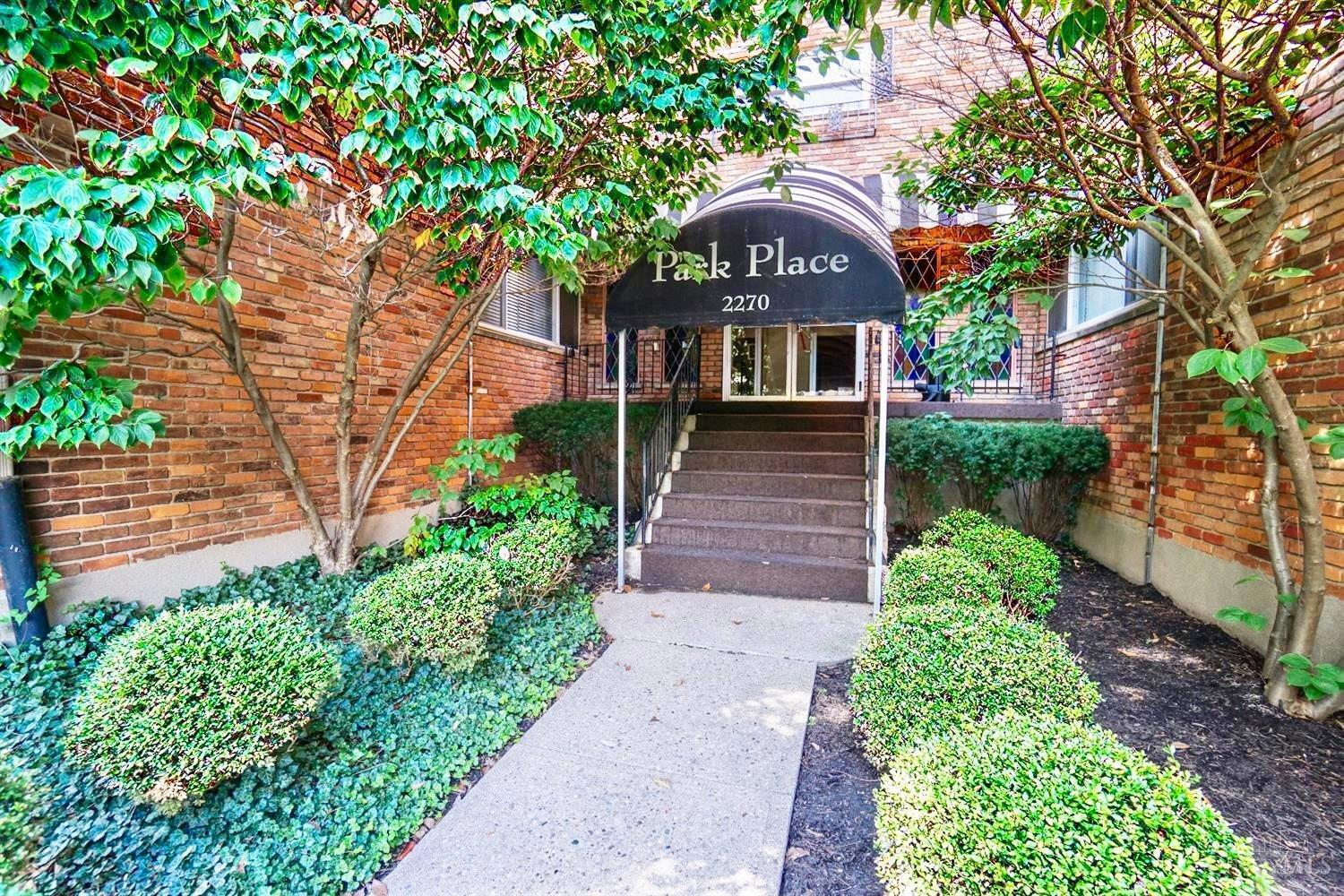 2270 Madison Road, Unit 1C Cincinnati, OH 45208 - Photo 2 of 29