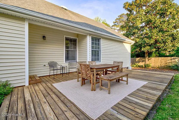 $2,600 | 103 West Kilarny Road, Wilmington, NC 28409