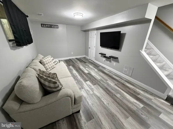 $365,000 | 1056 Saybrook Harbour, Pasadena, MD 21122