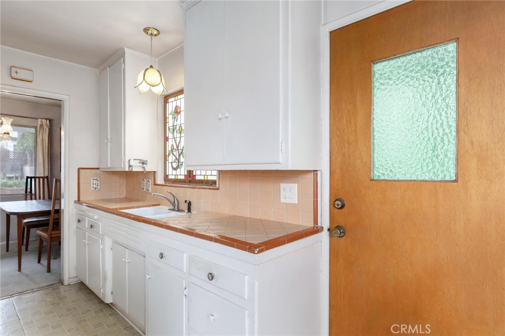 661 19th Street Manhattan Beach, CA 90266 - Photo 17 of 50