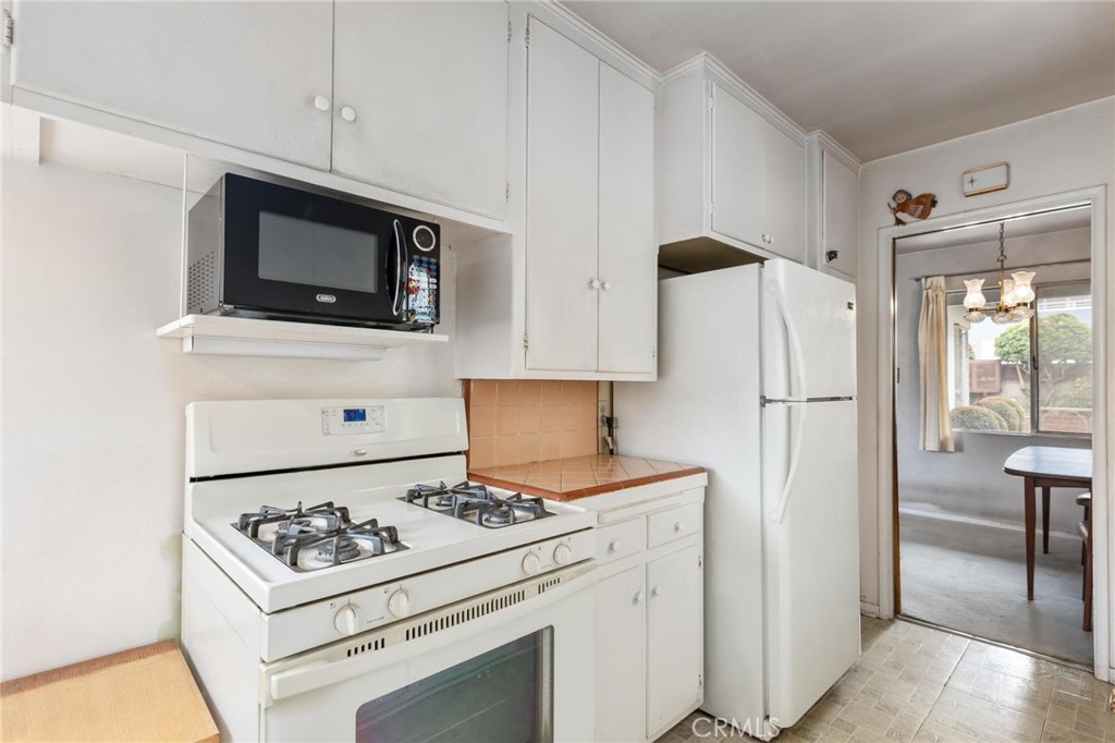 661 19th Street Manhattan Beach, CA 90266 - Photo 20 of 50