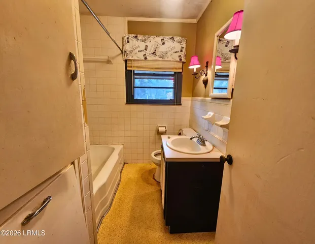 $242,000 | 11575 Cottageville Highway, Cottageville, SC 29435