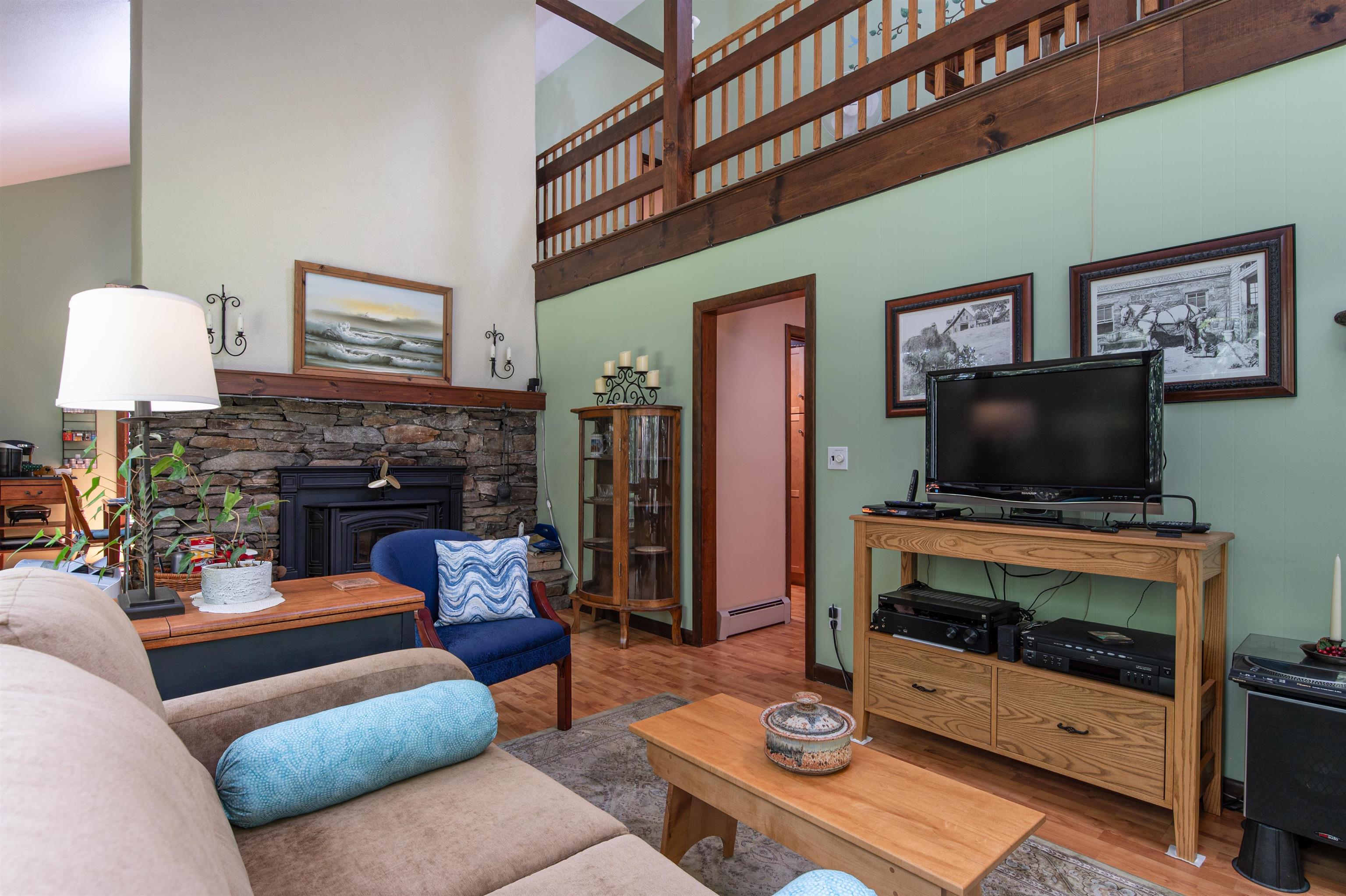 281 Evergreen Terrace Springfield, VT 05156 - Photo 8 of 49