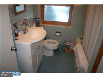 760 Baeder Road Abington, PA 19046 - Photo 9 of 12 Gallery Image 9