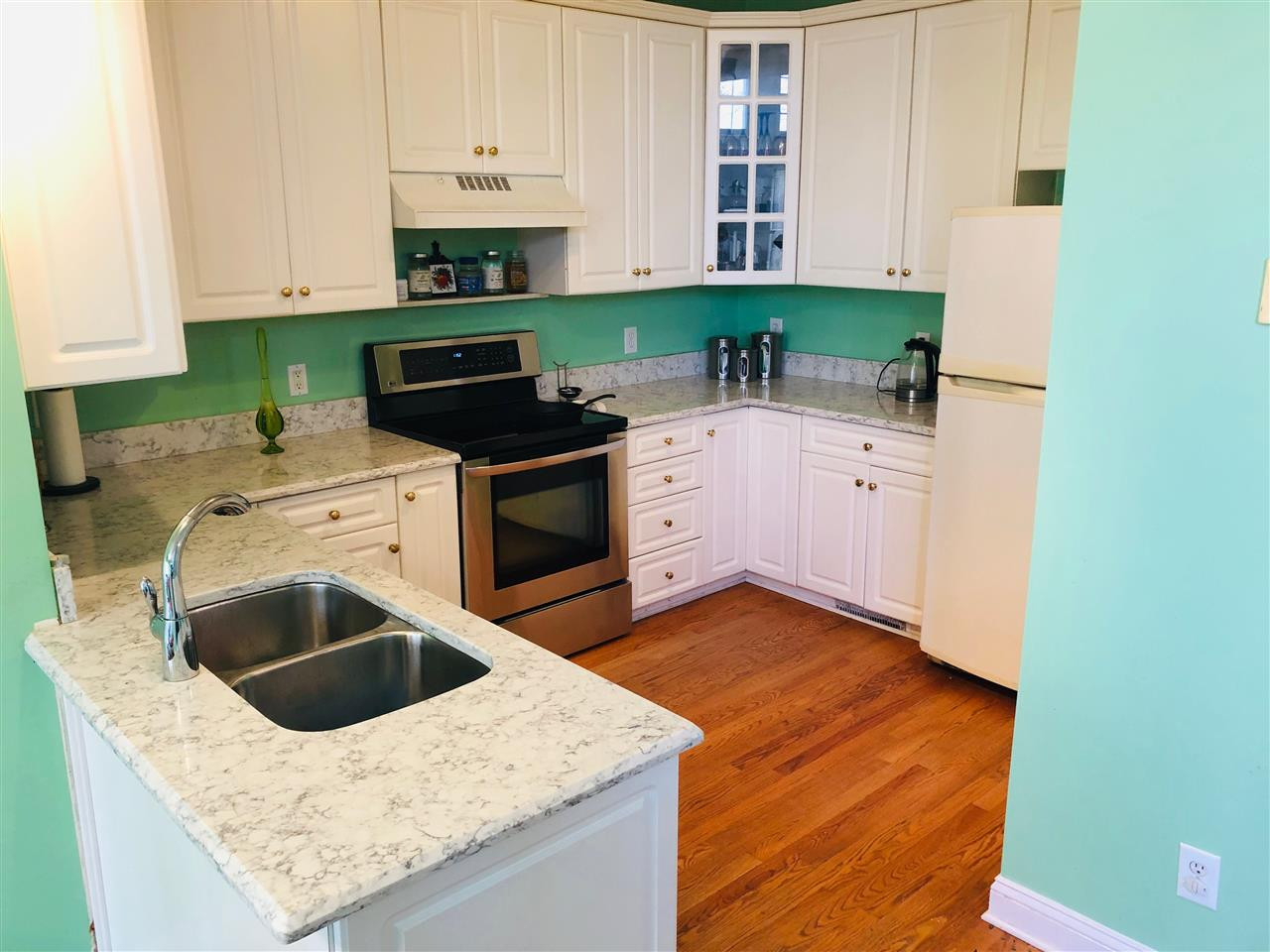 5101 Antler Ridge Court Raleigh, NC 27616 - Photo 5 of 12 Kitchen
