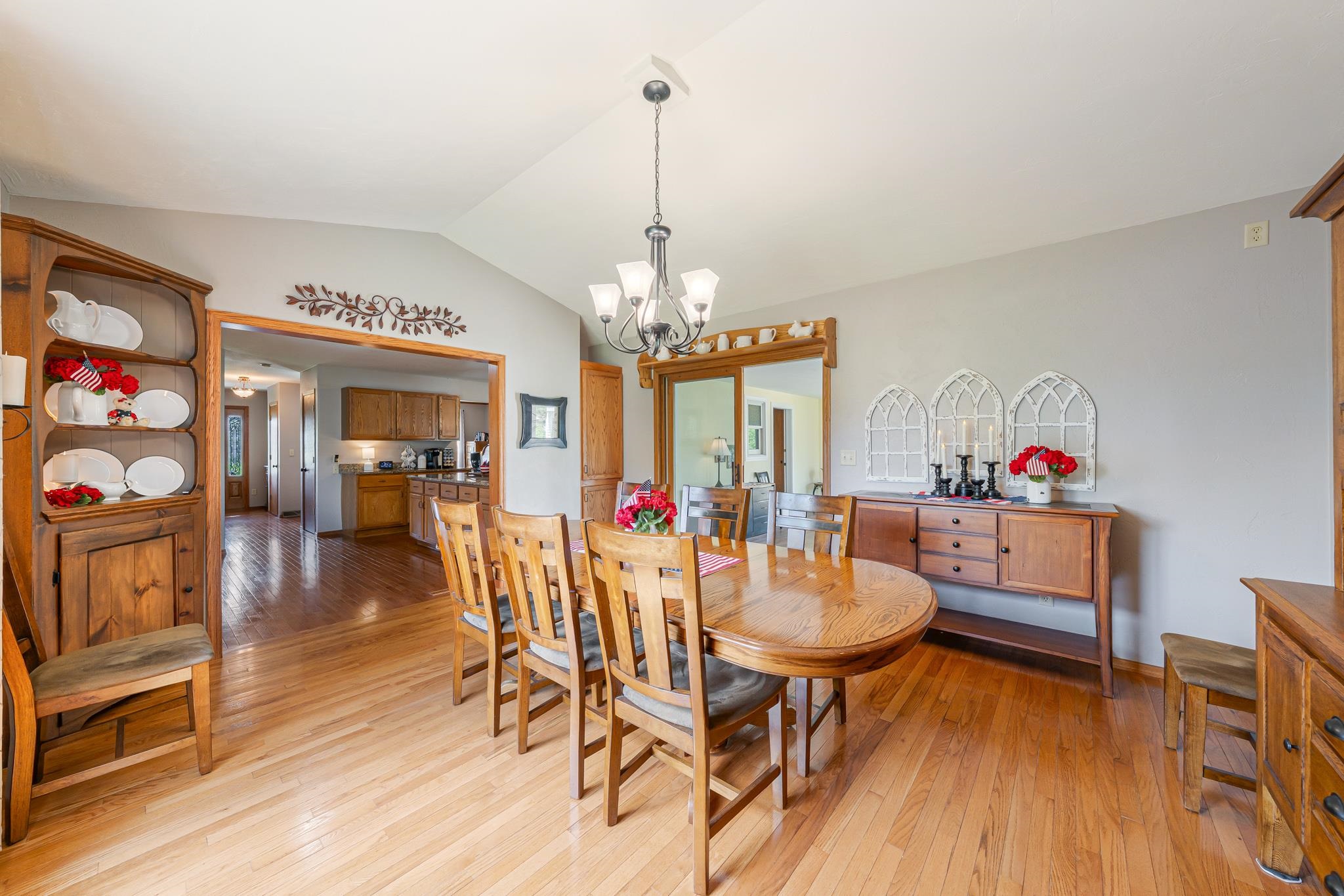 W6108 Long Court Appleton, WI 54914 - Photo 12 of 43