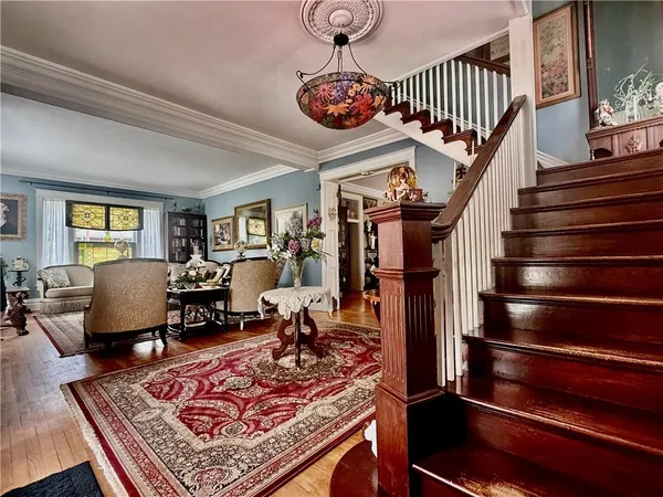 $544,900 | 1618 State Street, Lexington, MO 64067