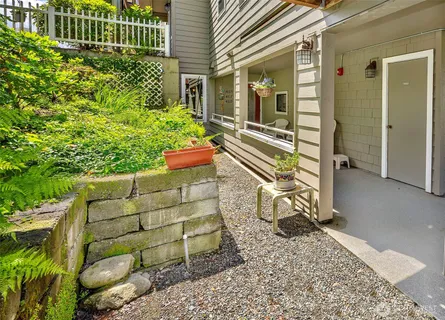 $355,000 | 4117 Providence Point Drive Southeast, Unit 1002, Issaquah, WA 98029