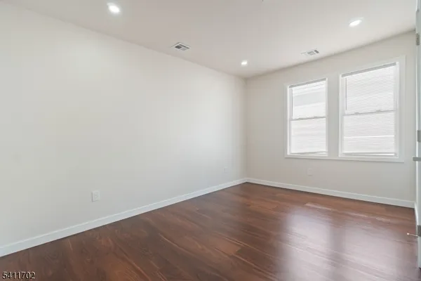 $3,000 | 826 George Street, Unit 2, Plainfield, NJ 07062