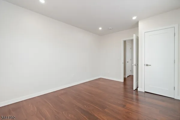 $3,000 | 826 George Street, Unit 2, Plainfield, NJ 07062